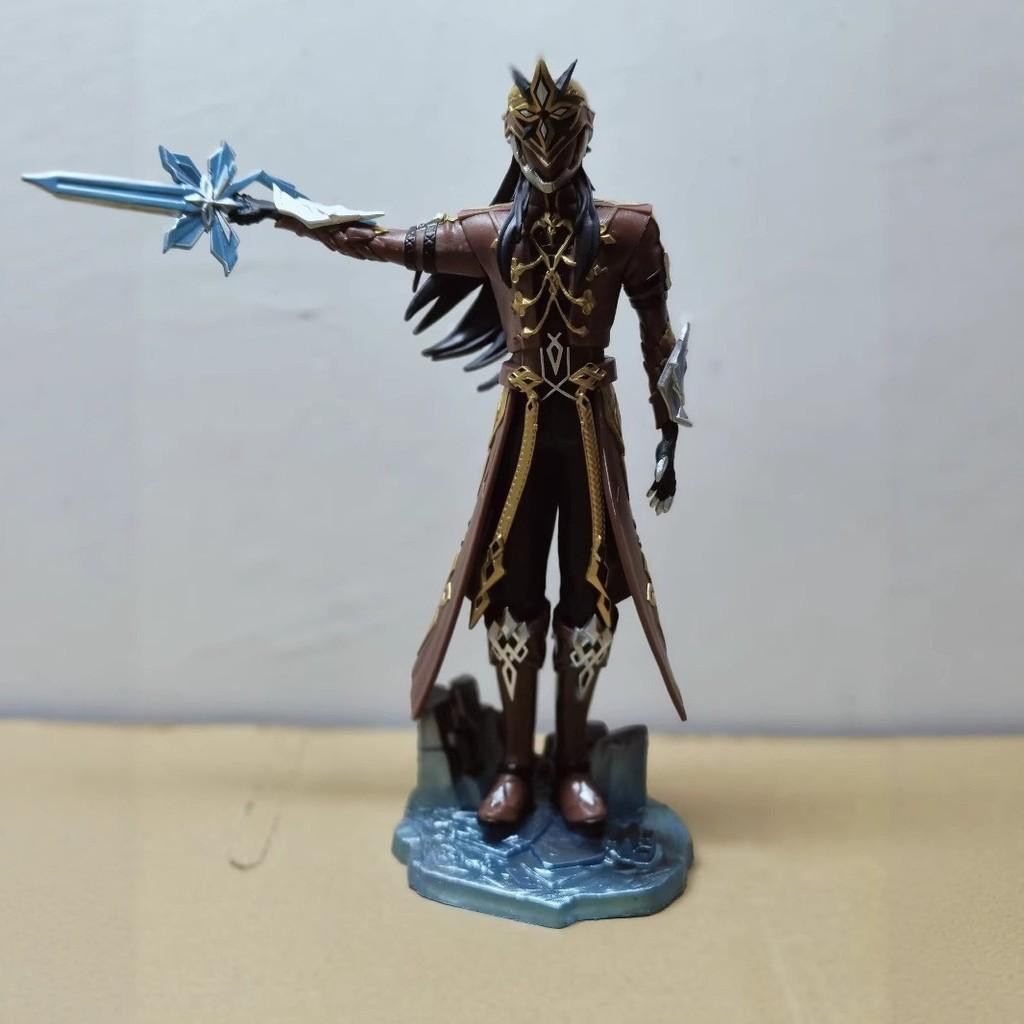 Capitano Ii Captain Pvc Figure With Collectible Display For Anime Fans