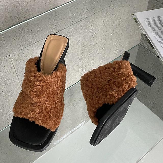 

Liyke/Новые летние женские тапочки, модные женские шлепанцы высокого качества на платформе с квадратным носком, уличные модельные вечерние сандалии 35 коричневый