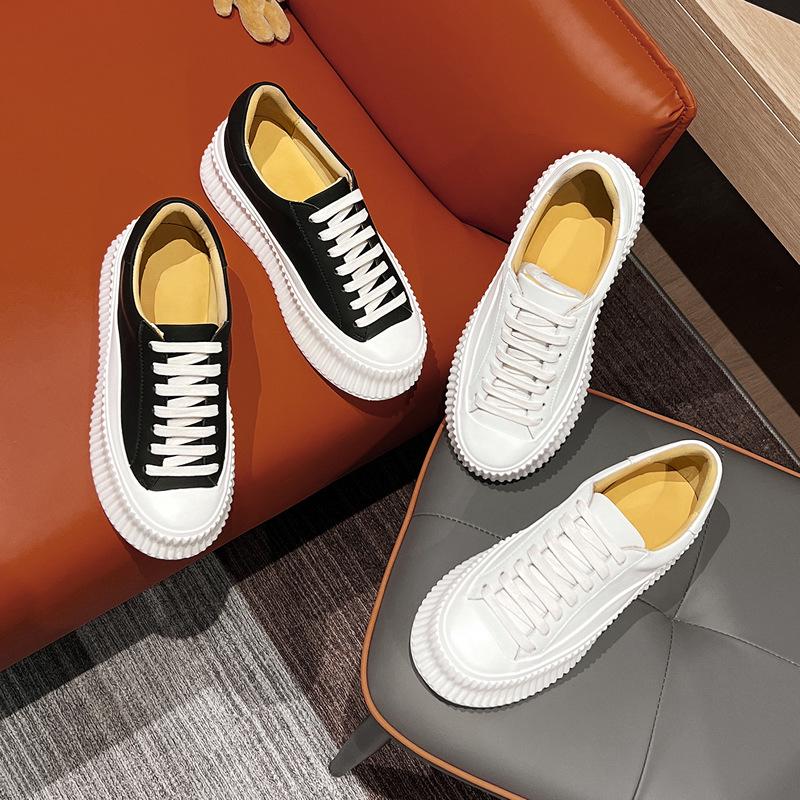 Women's Genuine Leather Thick-Soled White Shoes, Spring 2026 New Arrival, Versatile Platform Sneakers That Slim the Feet.