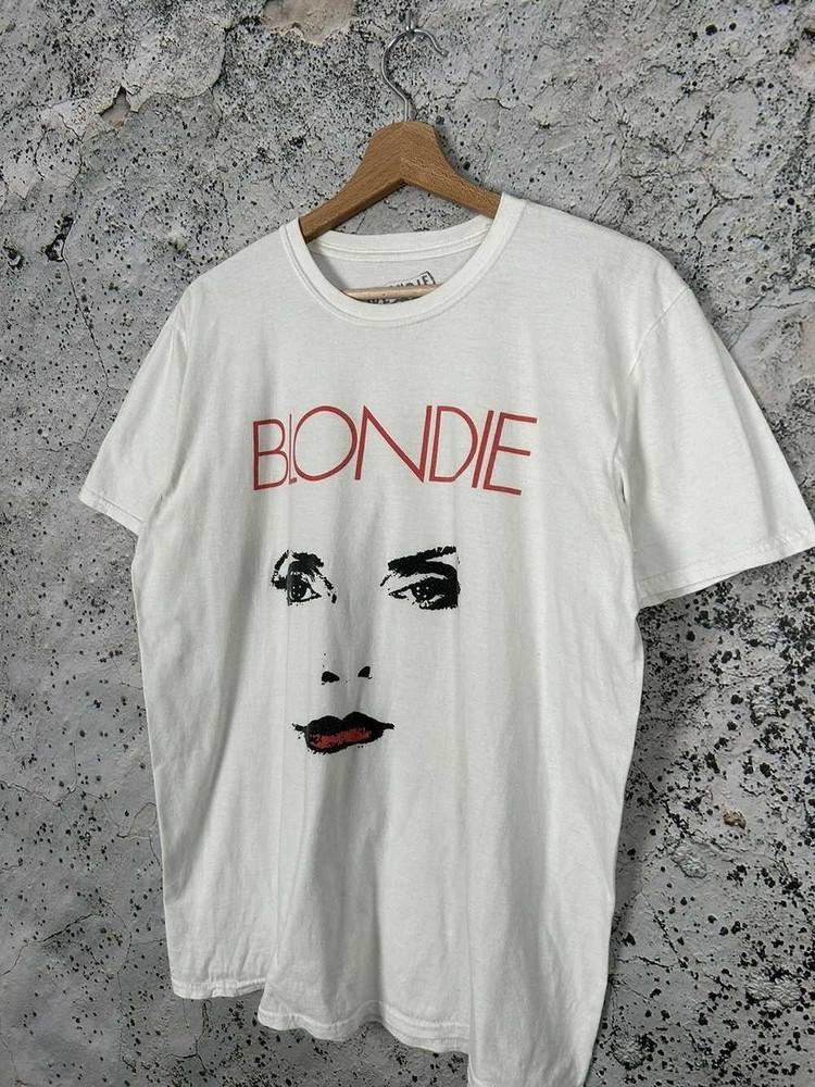 

Vintage Blondie Rock Band Tshirt short sleeve All sizes S5XL E116 Unisex T-Shirt M