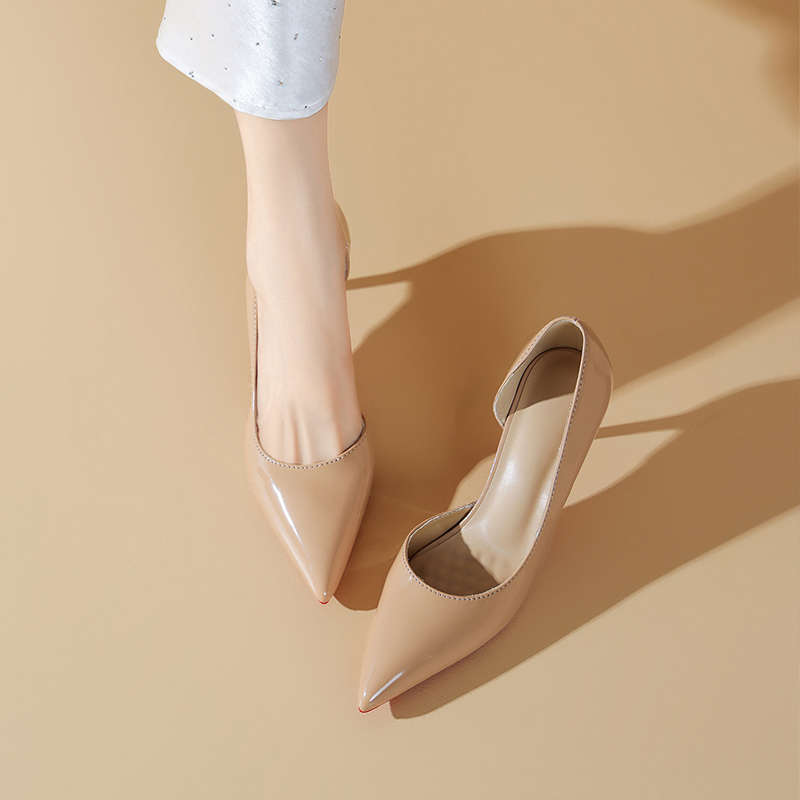 Stylish Black High Heels, Thin Heels, Side Empty Pointed Head, Shallow Mouth Dress, Simple and Versatile Patent Leather, Spring and Summer Red-soled