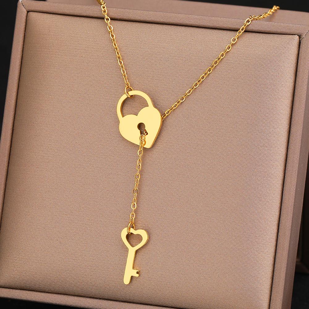 Stainless Steel Necklaces Trendy Fine Heart Lock Key Independent Pendants Fashion Chains Choker Necklace For Women Zircon Gifts