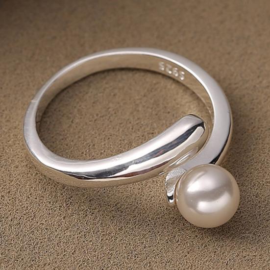 Finger Ring Natural Imitation Pearls Opening Adjustable Finger Band Silver Plated Women Ring Commuting Dating Jewelry Gift