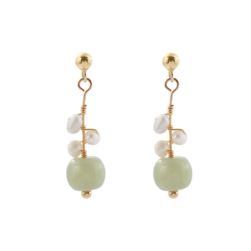 Simple Compact Imitation Pearl Dangle Earrings for Women Girls Sweet Gentle Niche Design High-End Pearl Earrings Jewelry Gifts