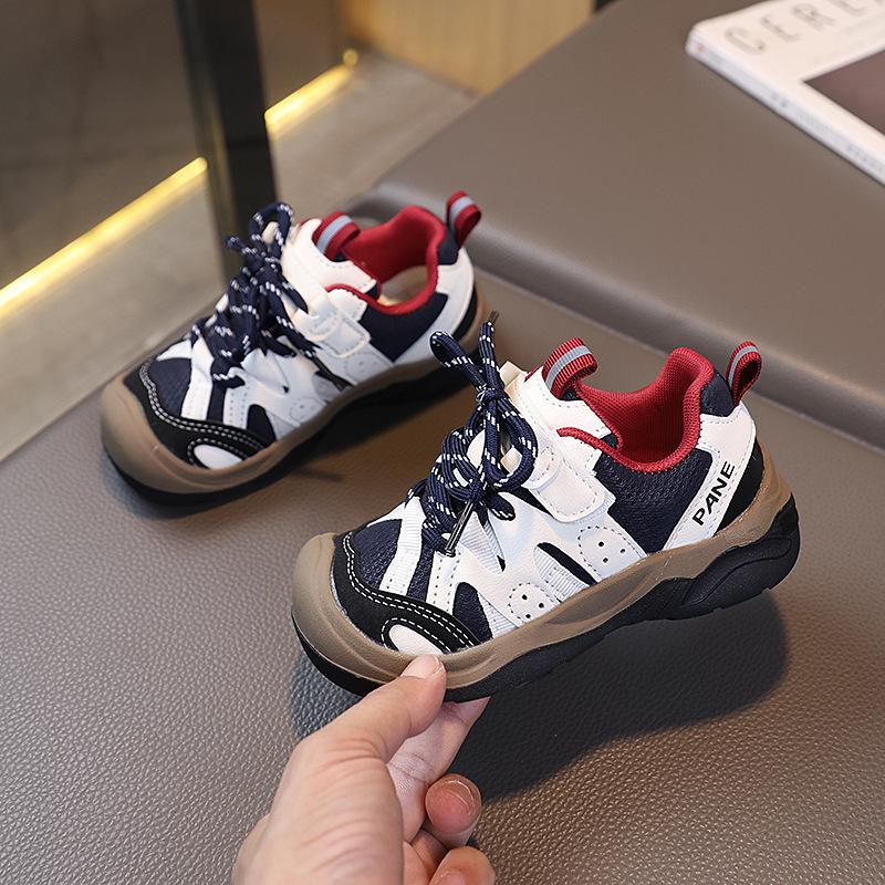 

2025 Retro Kids Sneakers: Breathable Leather for Boys Hiking & Girls Running Size 26, Inner Length 16.5CM