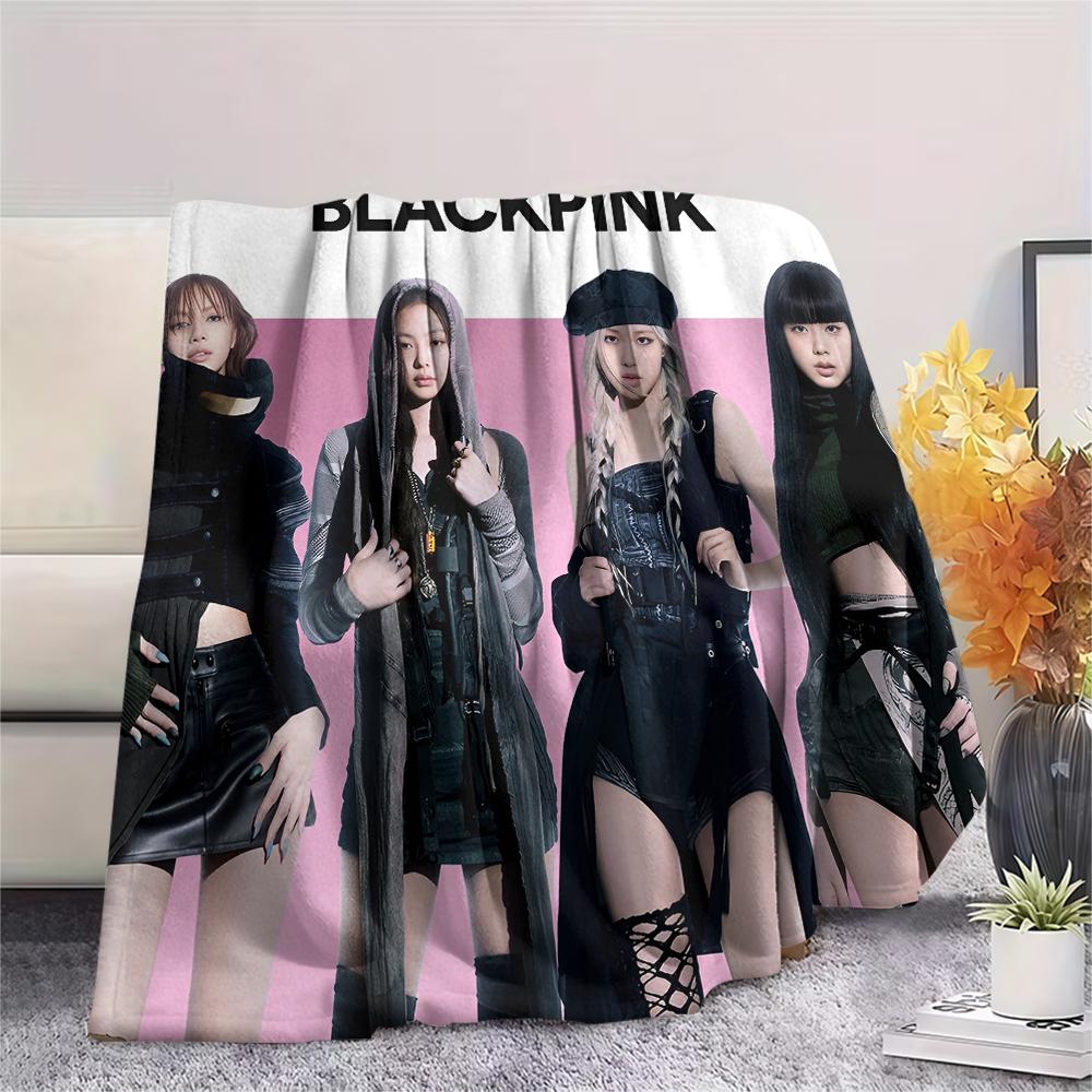 1pz Coperta in Flanella con Stampa BLACKPINK, Alta Qualità per Tutte le Stagioni, Arredamento per la Casa, Calore e Comfort, Perfetta per Regali di Natale