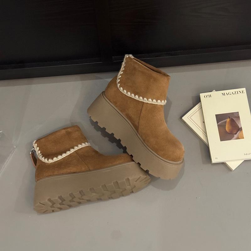 

Премиальный ретро-стиль и тонкие ботильоны на толстой подошве женские 2025 новая осень универсальные маленькие замшевые ботинки Мартин, увеличивающие рост 40