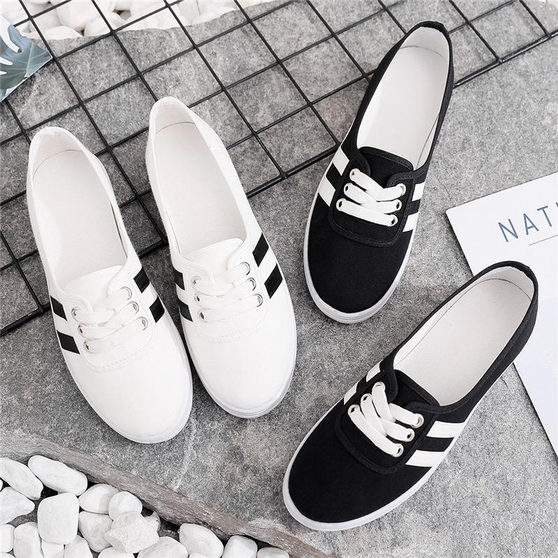 New low-top canvas shoes female student flat casual shoes sports casual board shoes lazy little white shoes