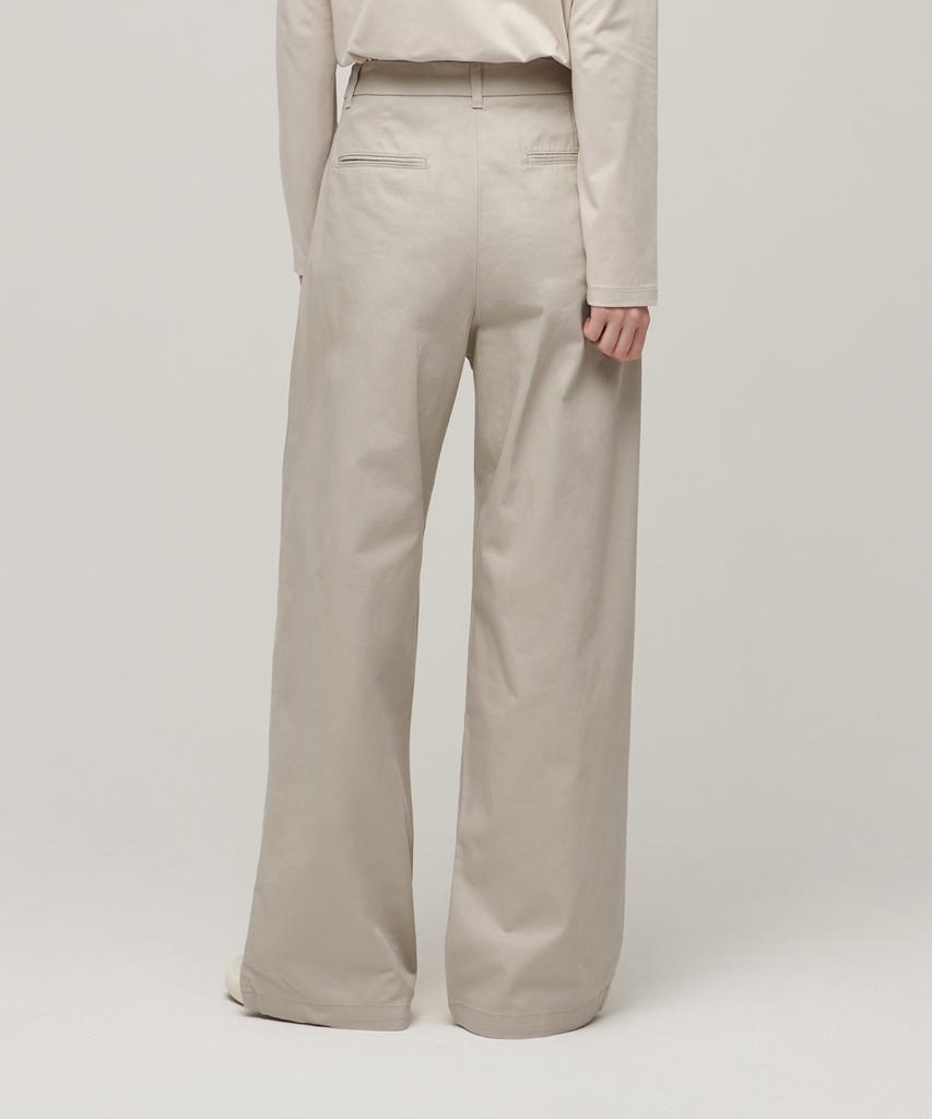 MUSINSA STANDARD WOMAN Two-Tuck Wide Chino Pants [Light Beige]
