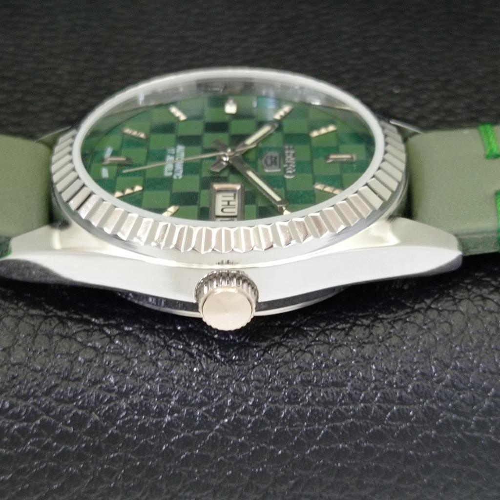JAPAN VINTAGE SEIKO 5 AUTOMATIC REFURBISHED MENS GREEN DIAL WATCH a440384-4 Sk-a440384