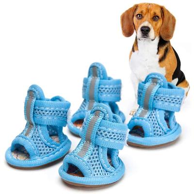 Sapatos para cães Botas para animais de estimação Sandálias para cães de malha macia respirável com sola antiderrapante resistente Protetor de patas de cachorro ajustável para o verão