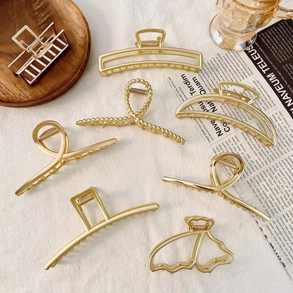 Matte Metal Twist Oversized Half Updo Hair Clip 3 Metal Big - Glossy Silver