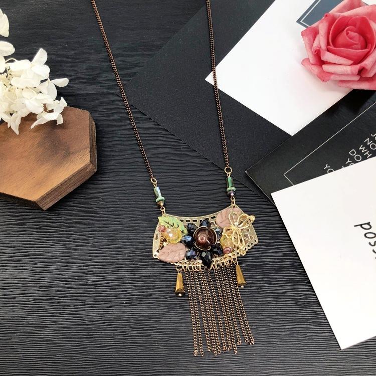 Eastern European style handmade retro fringed long necklace light luxury simple sweater chain crystal pendant versatile accessories