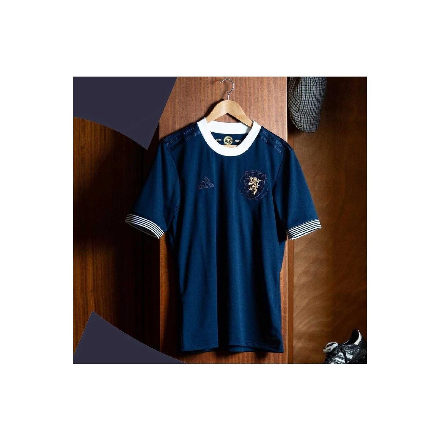 

Джерси специального дизайна в честь 150-летия национальной сборной Шотландии