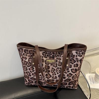 Deerskin Velvet Large-capacity Leopard Print Bag Women's 2025 New Autumn and Winter Retro Tote Bag Versatile Shoulder Armpit Bag