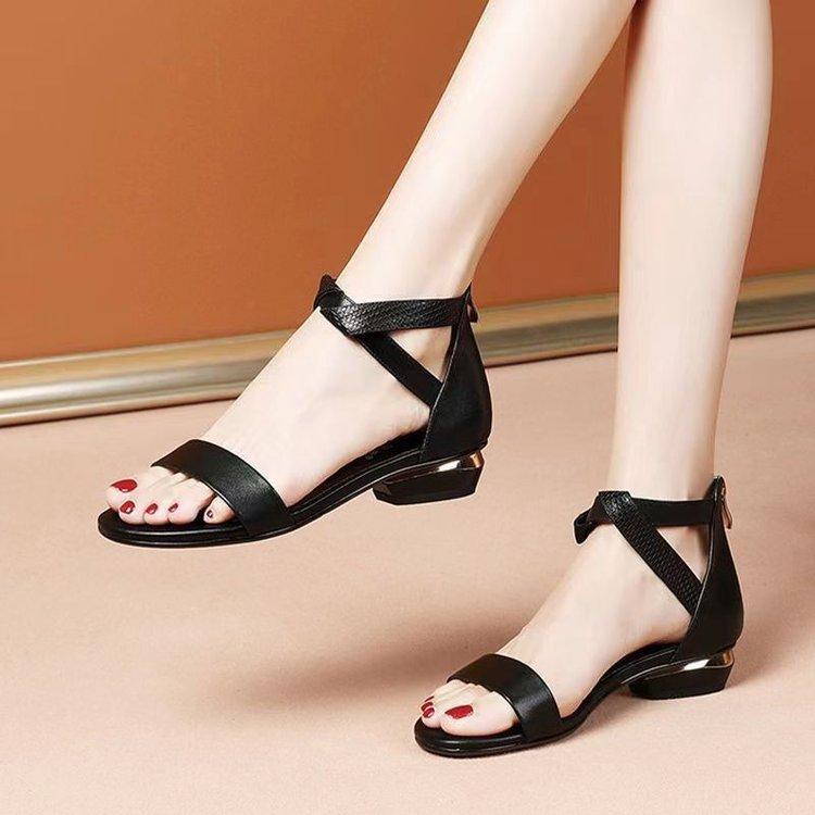 Women's bag heel sandals women's 2025 new summer wear fashion high sense flat bottom one word belt Roman shoes