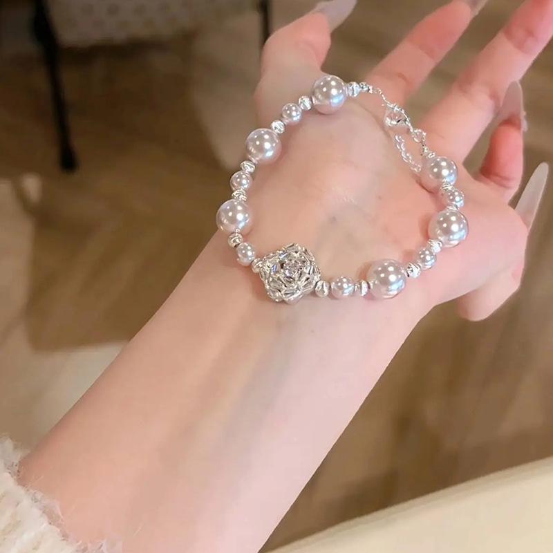 Exquisite French-Style Beaded Zircon & Pearl Flower Bracelet