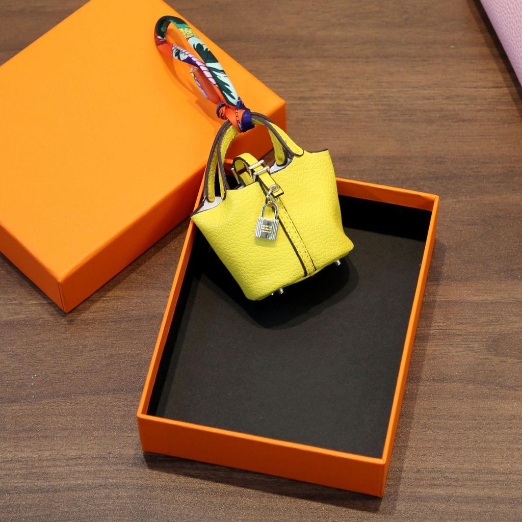Mini Leather Earphone Case Keychain - Cute Small Headphone Holder Bag Charm , Key Ring Pendant for Handbags Backpacks