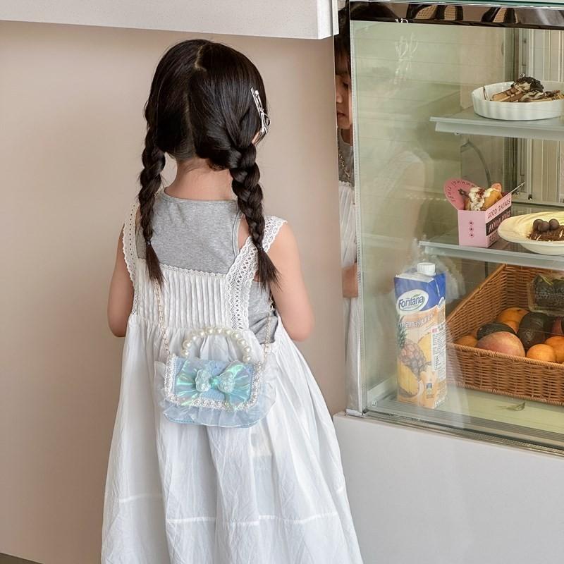 Fashionable Mini Shoulder Bag For Kids With Cute Bow Design And Trendy Chain Strap