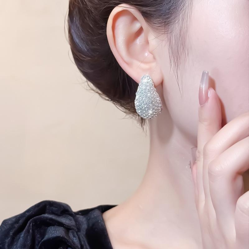 Temperament Rhinestone Stud Earrings Women'S Fashion Retro Super Flash Semi-Round Water Drop Earrings High-End Full Diamond Light Luxury Earrings