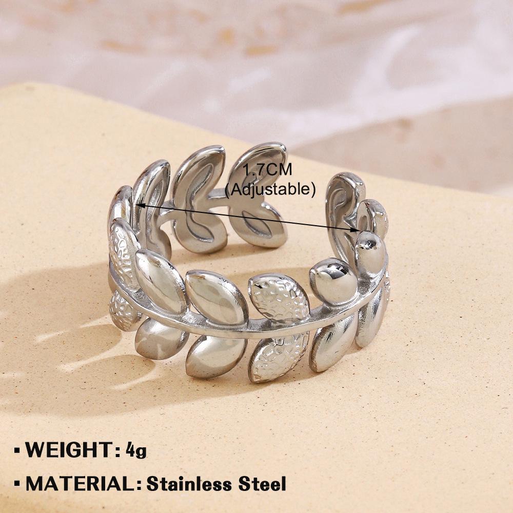European & American Fashion Stainless Steel Heart-Shaped Geometric Ring - French Retro Style