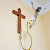 Decorazione Murale Crocifisso Gesù Bungee Statuina in Resina di Gesù che Salta Statuette Artigianali Decorative in Resina di Gesù per Casa Chiesa Soggiorno