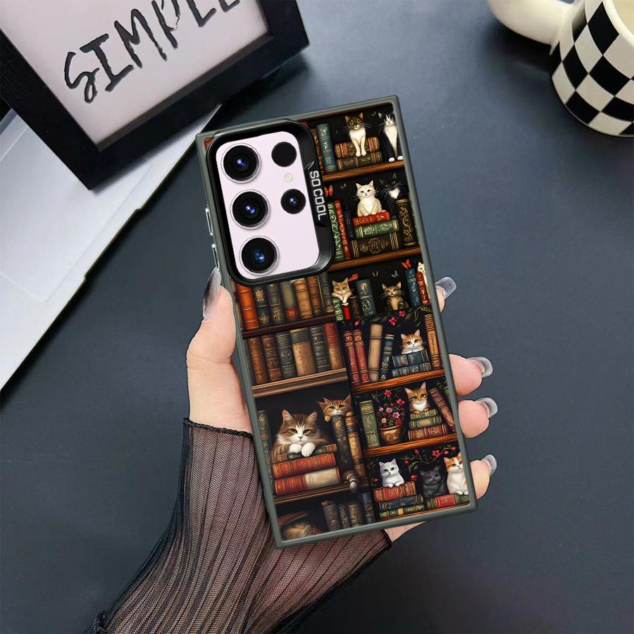 Phone Case for Samsung Galaxy S23 S24 S25 Ultra S20 S22 S23 FE Note 20 S21 Plus S24FE Shell Cover Vintage Bookshelf Kitten