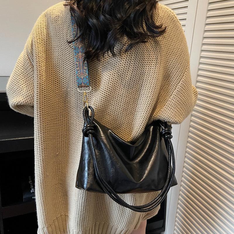 Yogodlns Lässige Modische Damen Schultertasche Einfacher Urbaner Stil PU-Material Große Kapazität Tägliche Kombination Crossbody Boston Tasche