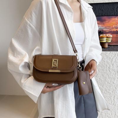 Printemps 2025 nouveau sac à main personnalité tendance niche simple sac à bandoulière mode couleur unie sac messager décontracté femmes