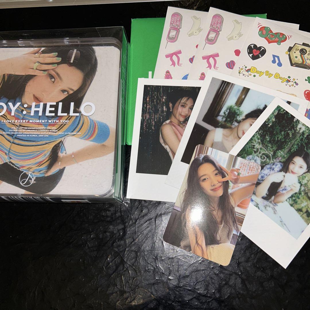 

[USED] (889) Red Velvet Joy HELLO with Trading Card