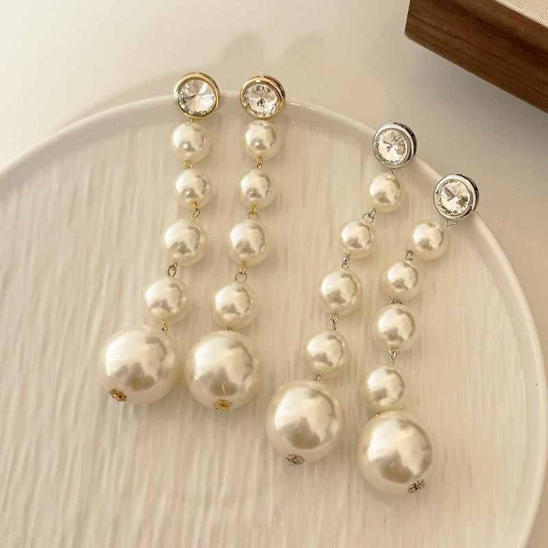 Exaggerated Personality Large Pearl String Fringed Long Earrings Light Luxury High Sense Celebrity Style Temperament Earrings