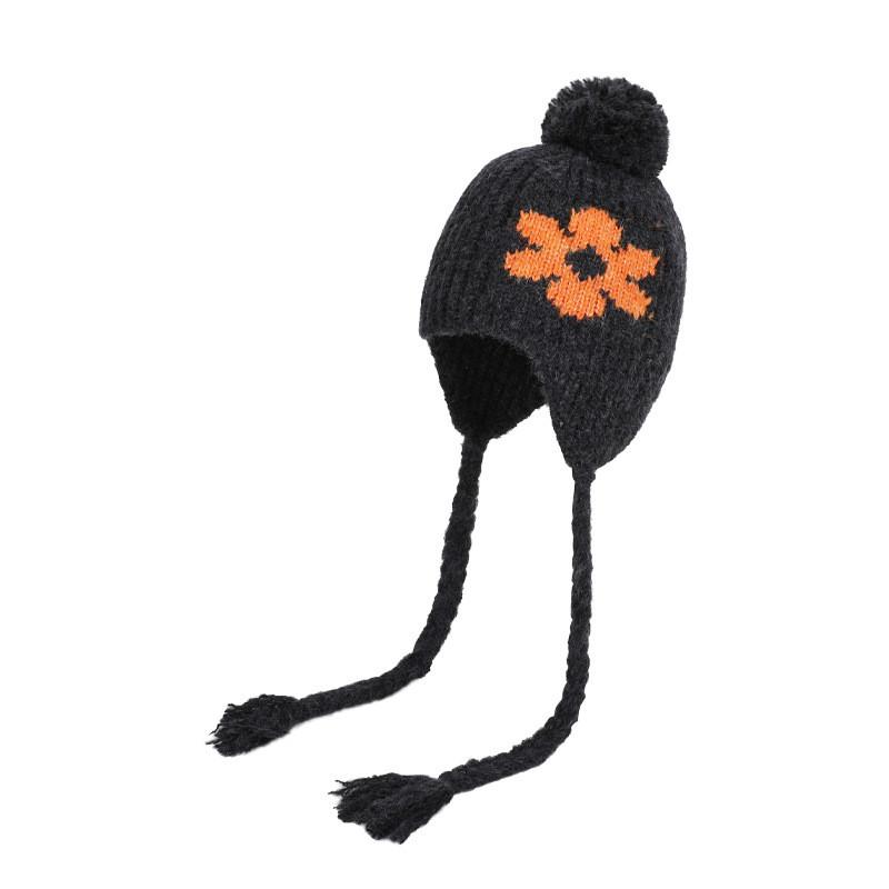 Casual Style Knitted Wool Hat With Embroidered Flowers And Wind Resistance For Ladies чёрный