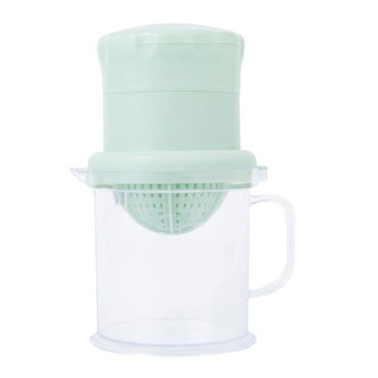 Manual Juicer 450ml Compact Container Non Slip Stable Base Portable Citrus Squeezer for Lemons Limes Oranges Easy to Clean Friendly Kitchen Tool