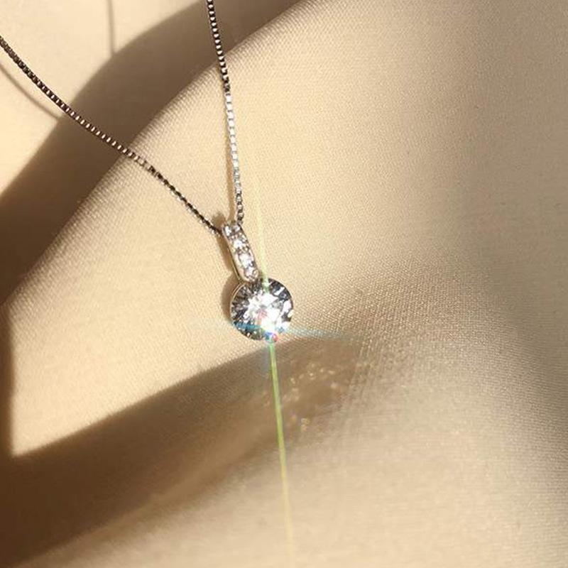 Minimalist Solitaire Crystal Pendant Necklace - Dainty Silver-Tone Chain for Daily Wear & Gift