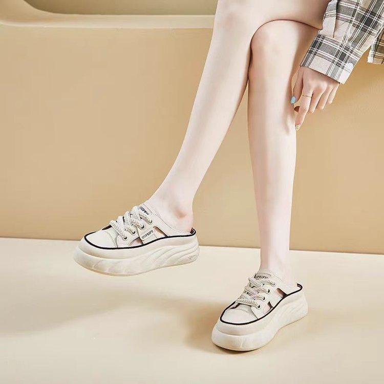 Baotou slippers summer outer wear women's 2025 new breathable popular thick-soled white shoes lazy one pedal half slippers