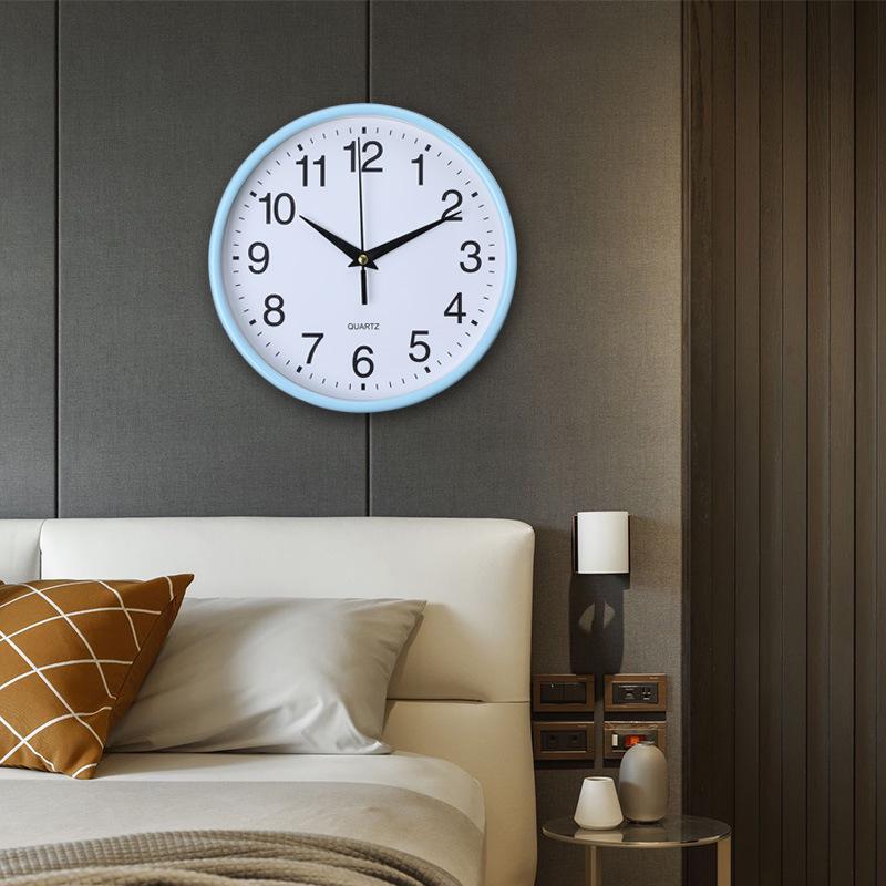 Round Luxury Wall-Mounted Clock for Living Room, Bedroom, Hotel Decoration