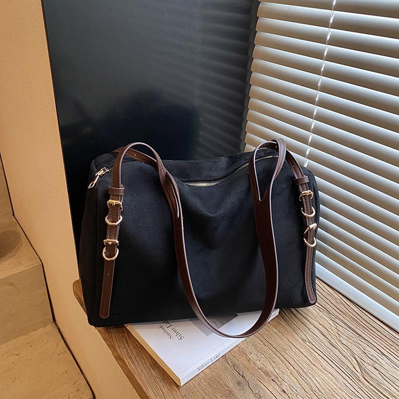 Korean Style High-End Suede Plush Retro Crossbody Bag for 2026 Summer