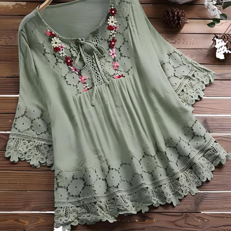 Plus Size Women Loose Shirt with Lace Flower Embroidery Half Sleeve