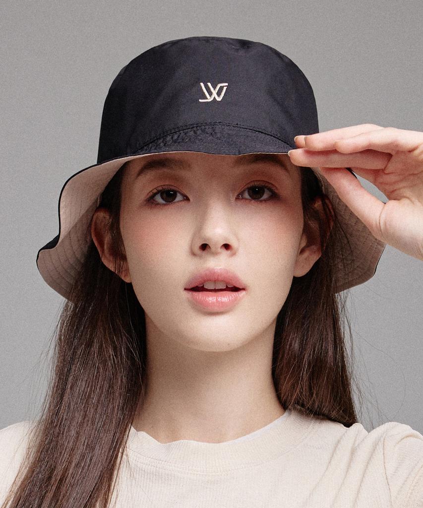 Hwaiteusaenjeu Reversible Basic Bucket Hat Bellinter (2 Colors)