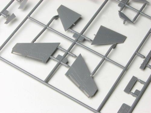 Platz 1/72 Japan Air Self-Defense Force F-1 Support Fighter Plastic Model Kit