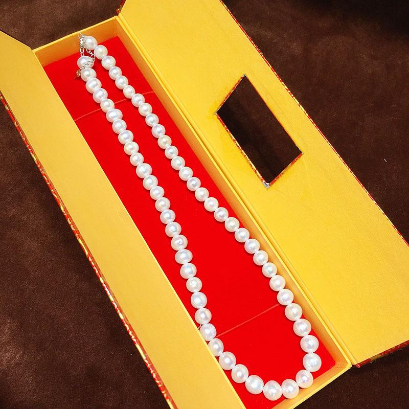 Trendy 8-9mm Large Bead Freshwater Pearl Necklace - Perfect Gift for Girlfriend or Mother