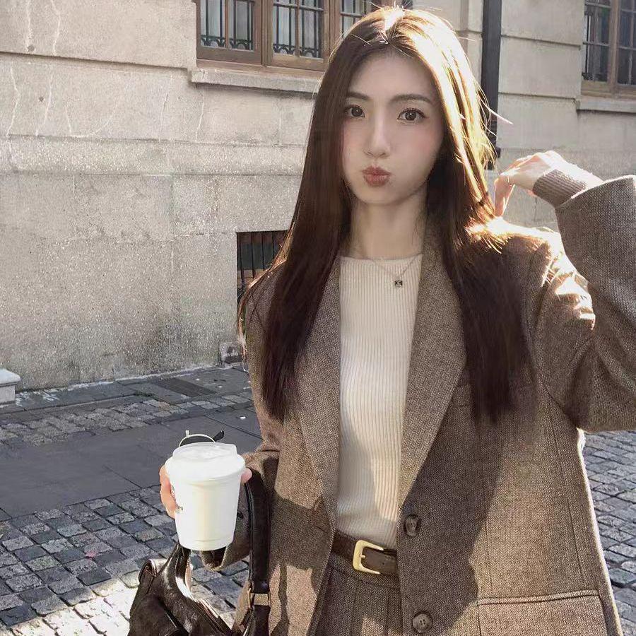 Autumn/Winter 2025 Korean Style Woolen Suit with Pleated Skirt - Herringbone Pattern Two-Piece Set