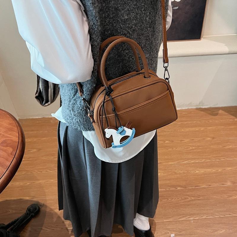 2025 New Fashion Trend Women's Small Square Bag Shoulder Bag Boston Small Bag Exquisite and Cute