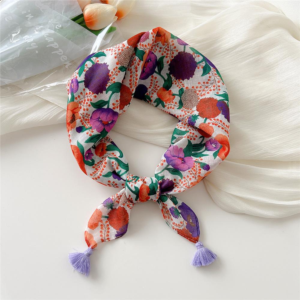 60*60cm Sommerskjerf for dame Vakkert blomsterskjerf med dusker Utendørs tynt solbeskyttende skjerf