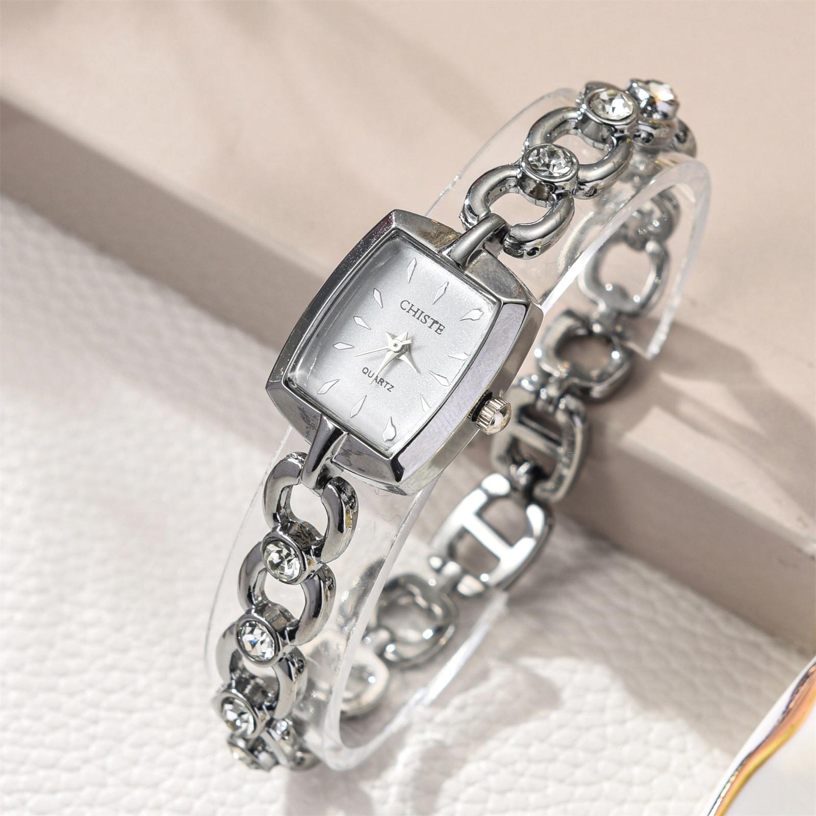 

Женские модные кожаные часы One Size