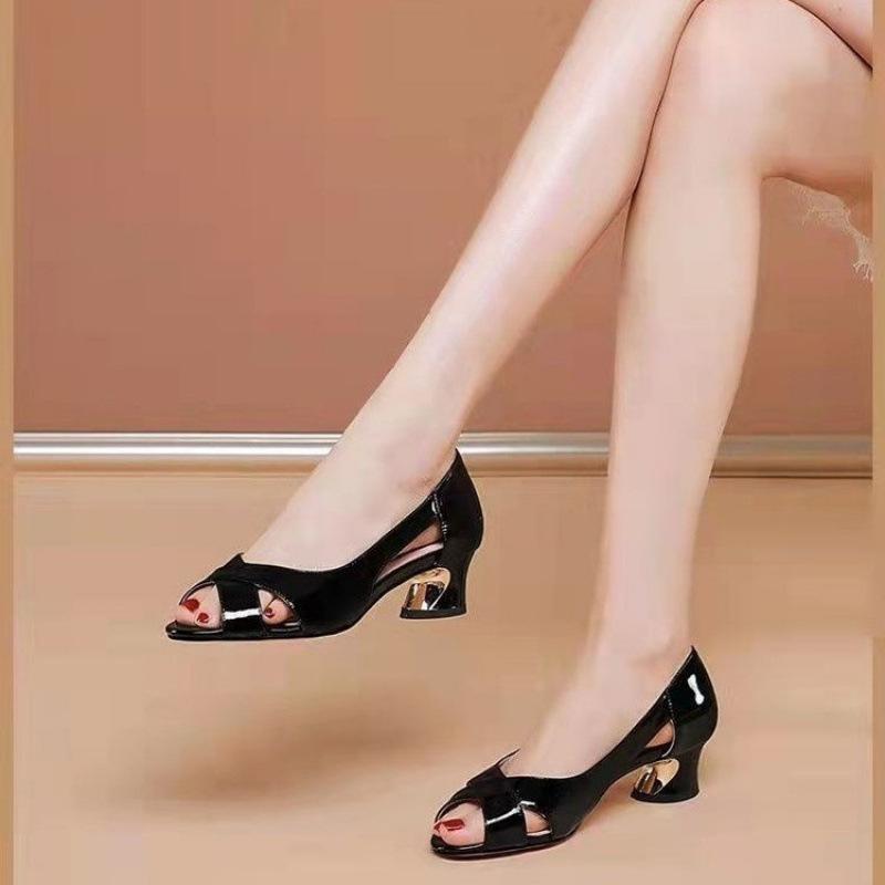 

Туфли-лодочки на квадратном каблуке с открытым носком, лето 2025, дышащие, модные, сандалии на одной педали для улицы, европейский и американский универсальный стиль, женская обувь 40 чёрный