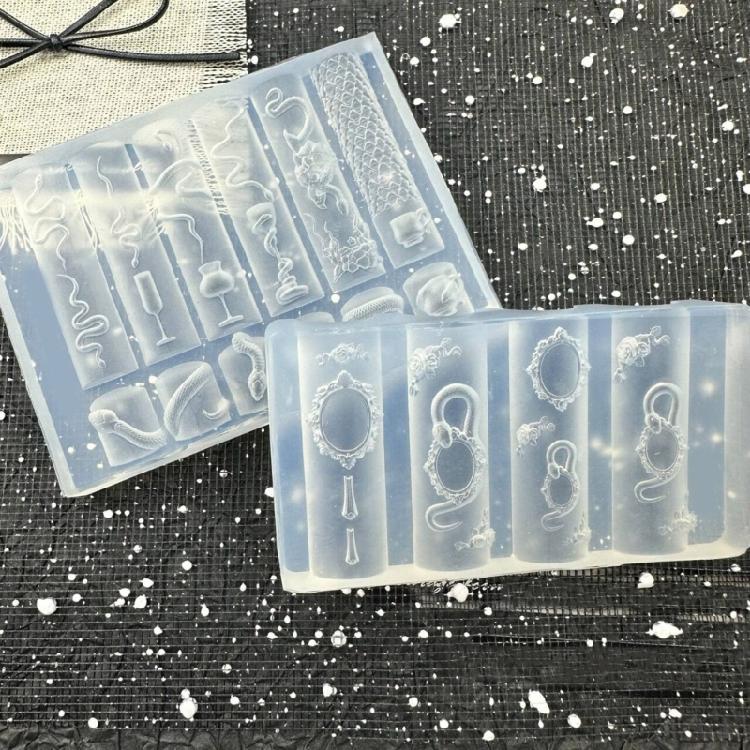 Multi Purpose Serpents Relief Silicone Template Snake Design Nail Mold For Resin Nail Charms And Craft Decorations