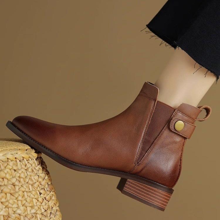 

Мода 2024 Женские полусапожки на среднем каблуке, слипоны, ретро, с круглым носком, модные, теплые 40 коричневый