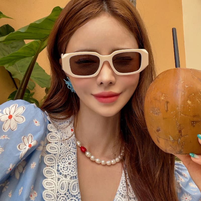 

J.LARUEN JL62276 Women s Sunglasses BK