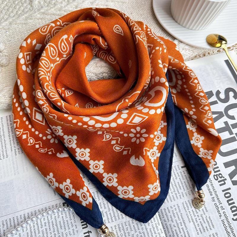 Magnetic buckle soft small square scarf silk scarf women's spring and autumn thin versatile neck protector scarf triangular scarf winter warm scarf